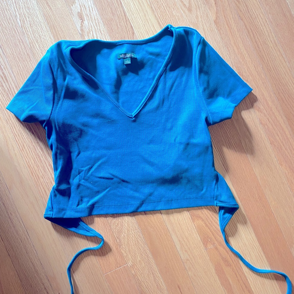 Teal crop top, ribbed tee style, tie back. Size large